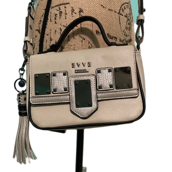 EVVE Milano Braque Crossbody Purse - Picture 2 of 11